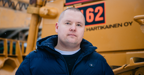 INFRA kylässä: Maarakennus E. Hartikainen Oy panostaa ydinosaamiseensa ja tukee asiakkaidensa menestystä