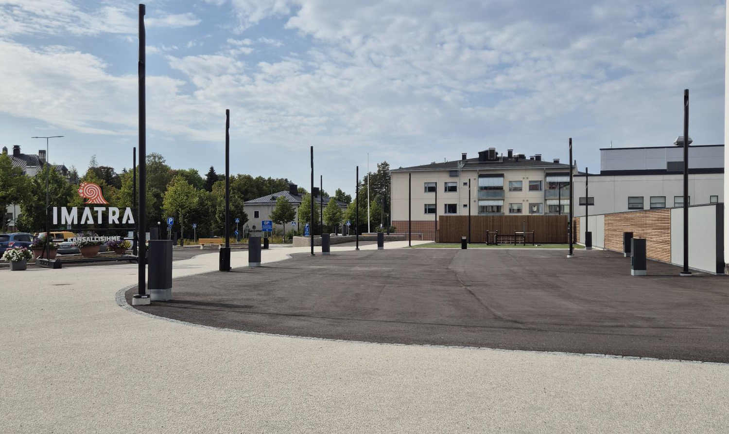 Koneurakointi Ovaska tekee taiten ja tunteella